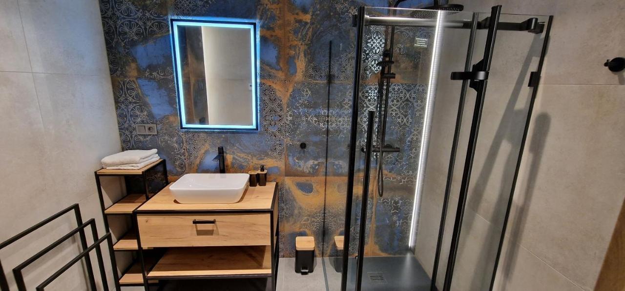 Apartament Lomnicka 59 Jelenia Gora Luaran gambar